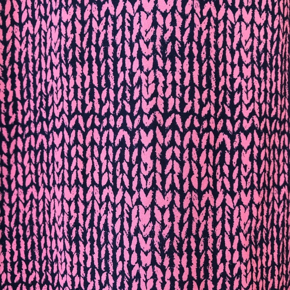 Pleione Pink Knit Print V Neck Blouse - Picture 6 of 6